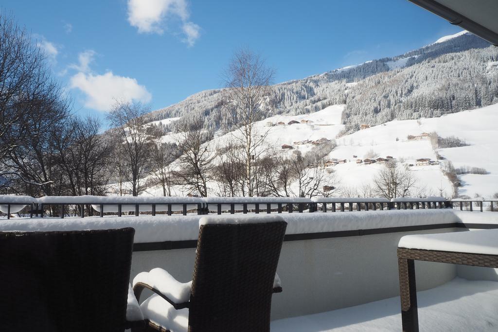 Apartment Smaragdblick Wildkogel Брамберг-ам-Вильдкогель Экстерьер фото